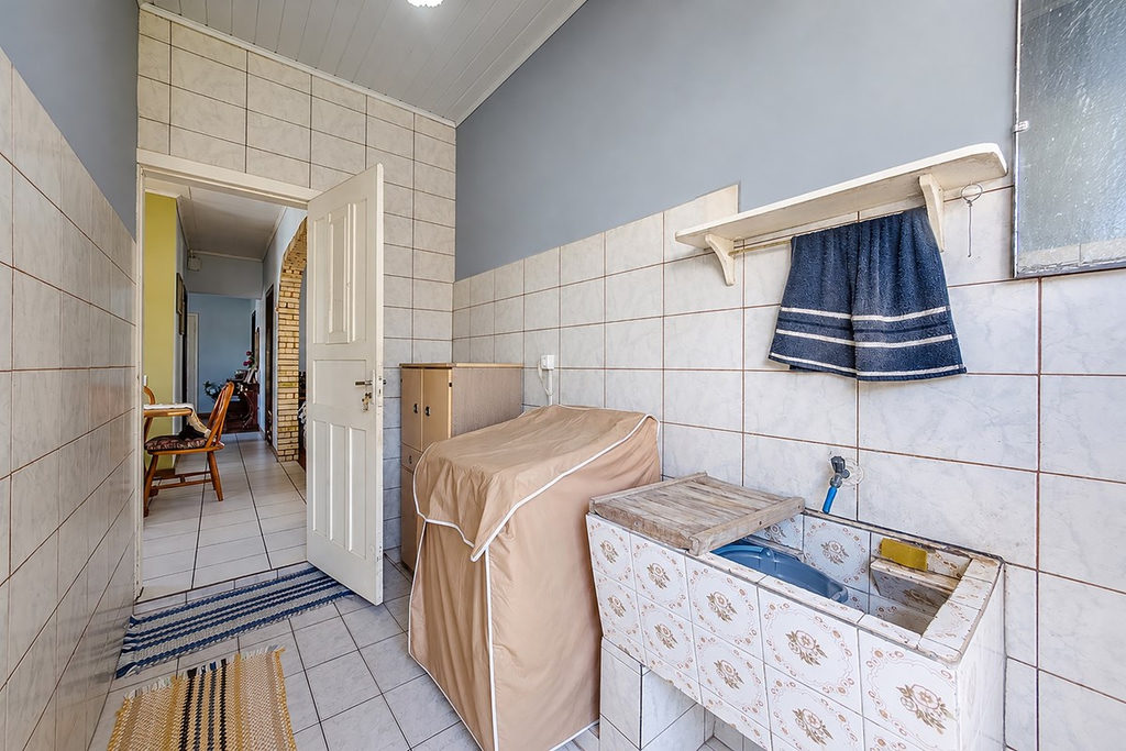 Casa para venda no bairro Centro em Esteio