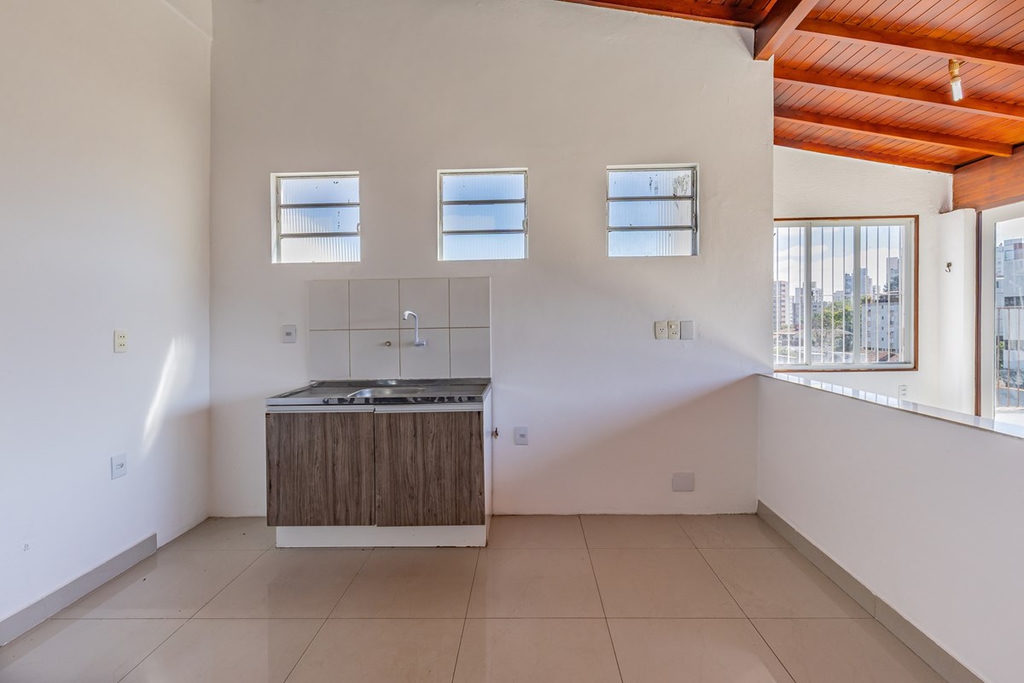 Apartamento para venda no bairro Passo da Areia em Porto Alegre