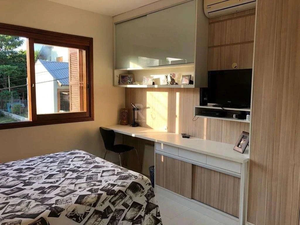 Casa em Condomínio para venda no bairro Cavalhada em Porto Alegre