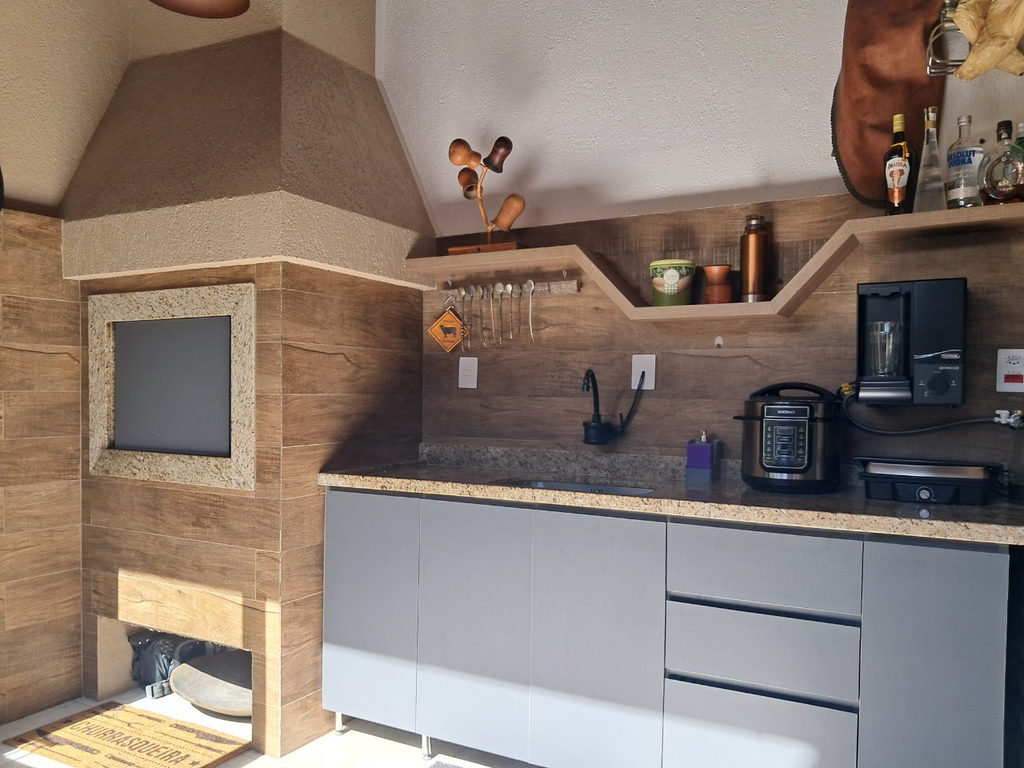 Casa em Condomínio para venda no bairro Humaitá em Porto Alegre
