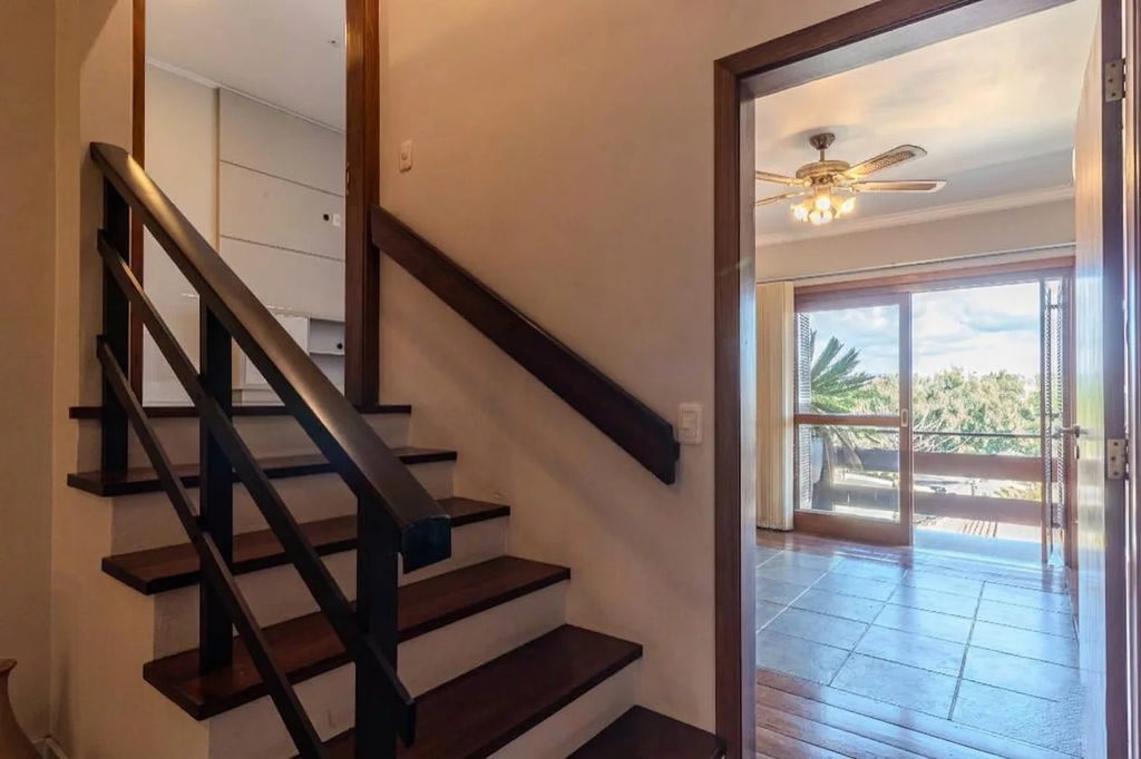 Casa para venda no bairro Jardim São Pedro em Porto Alegre