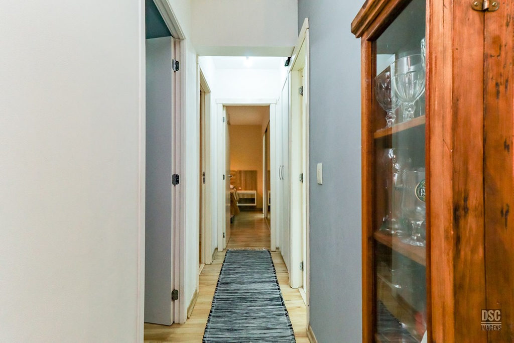 Apartamento para venda no bairro Vila Ipiranga em Porto Alegre