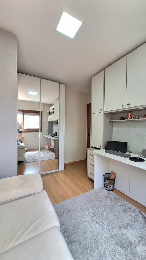 Apartamento para venda no bairro Bom Fim em Porto Alegre