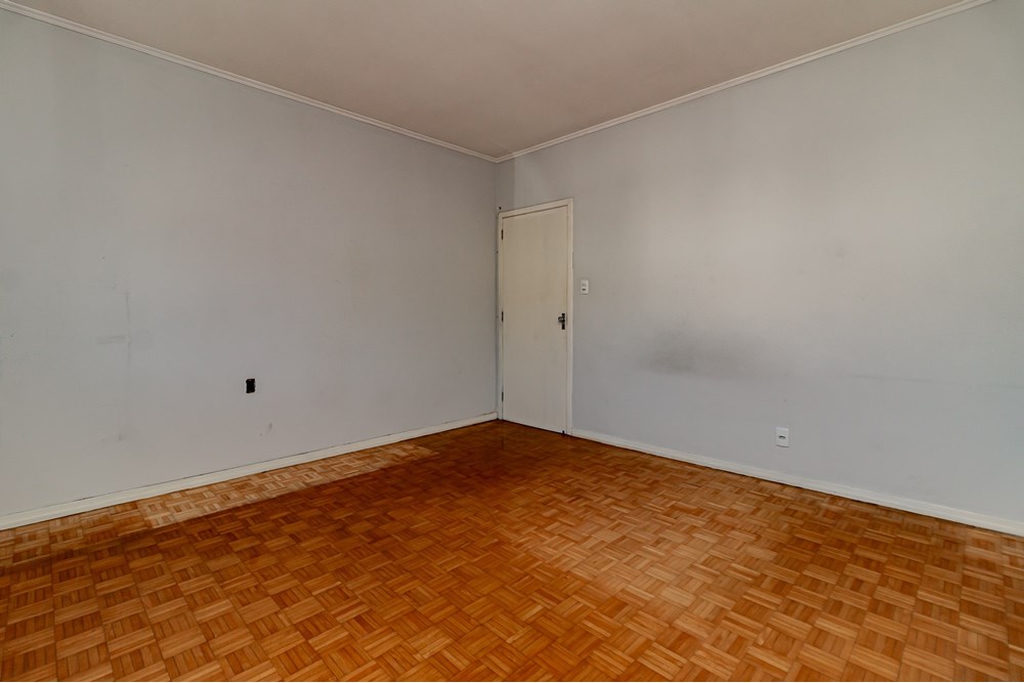 Apartamento para venda no bairro Medianeira em Porto Alegre