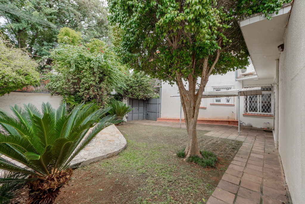 Casa para venda no bairro Moinhos de Vento em Porto Alegre