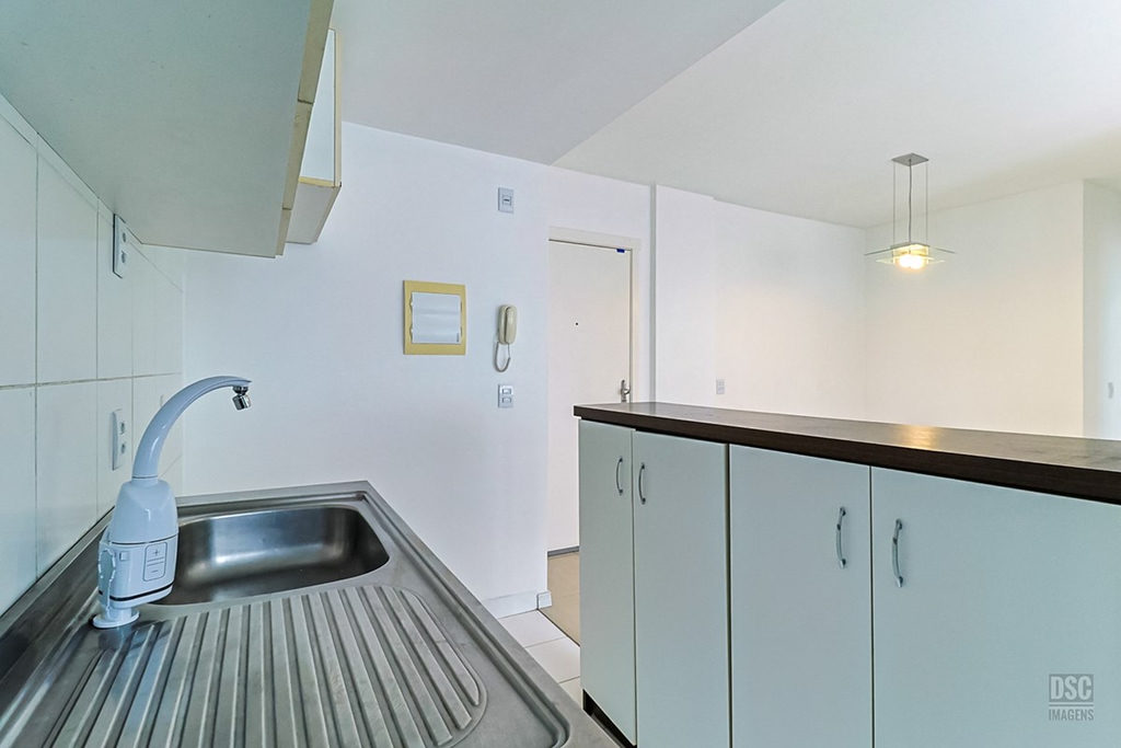 Apartamento para venda no bairro Vila Ipiranga em Porto Alegre