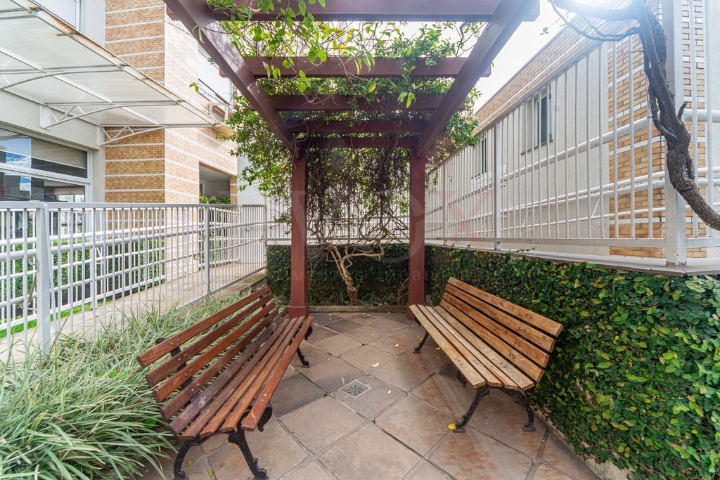 Apartamento para venda no bairro Jardim Botânico em Porto Alegre