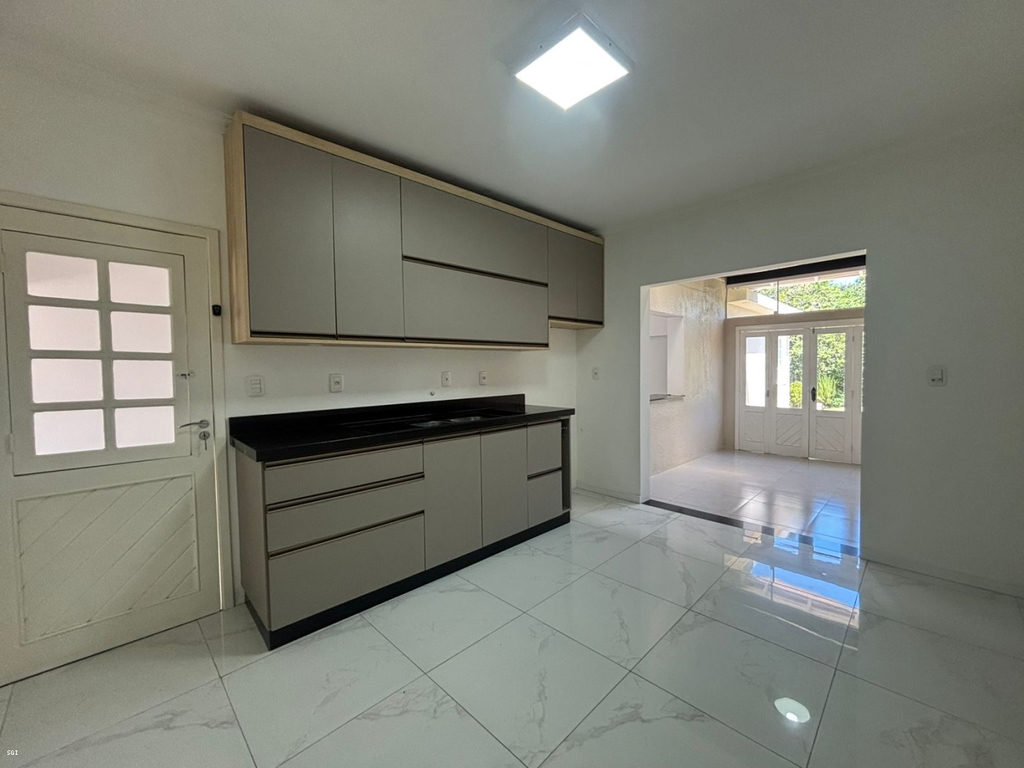 Casa para venda no bairro Centro em Osório