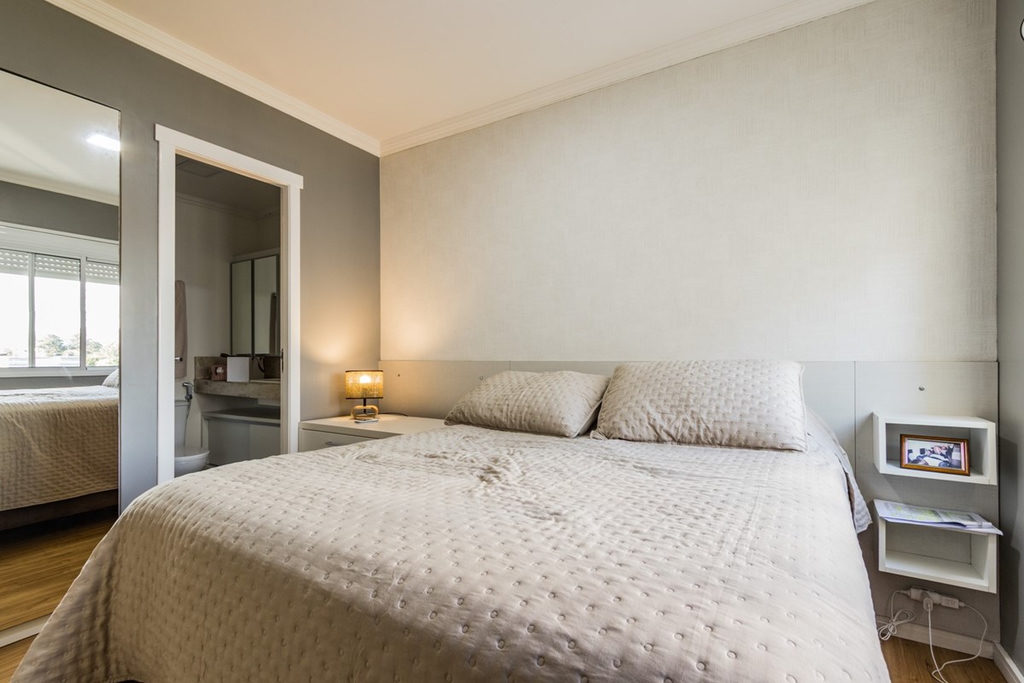 Apartamento para venda no bairro Vila Ipiranga em Porto Alegre