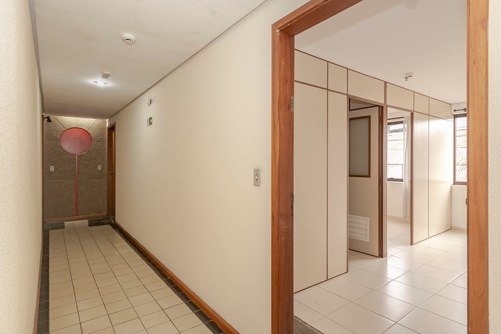 Sala para venda no bairro Floresta em Porto Alegre