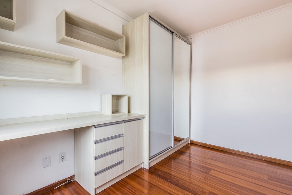 Apartamento para venda no bairro Nonoai em Porto Alegre