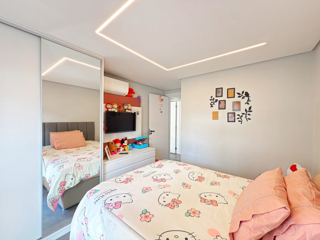 Apartamento para venda no bairro Menino Deus em Porto Alegre