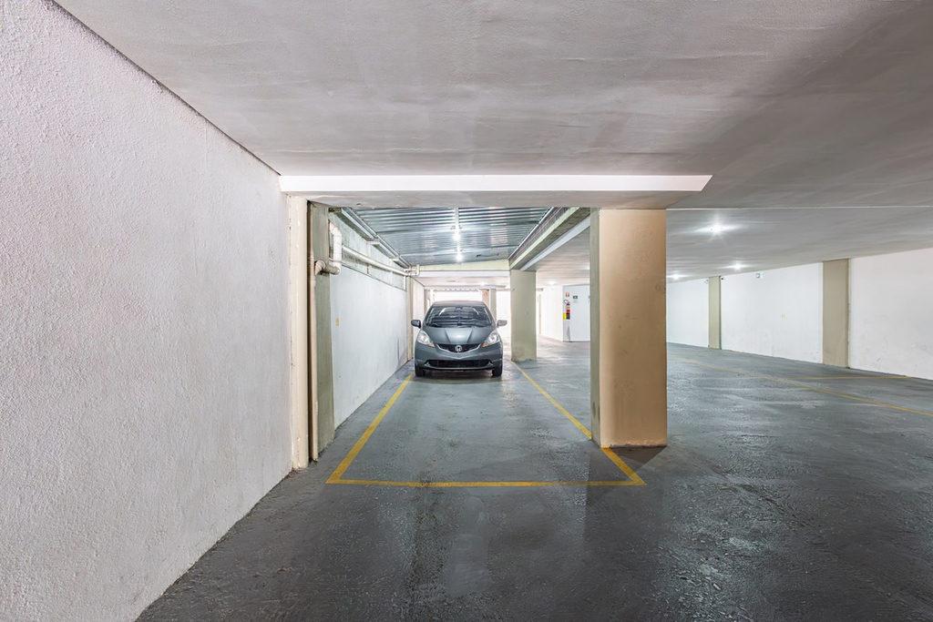 Apartamento para venda no bairro Passo da Areia em Porto Alegre