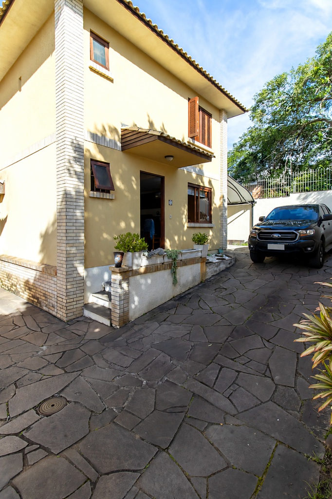 Casa em Condomínio para venda no bairro Tristeza em Porto Alegre