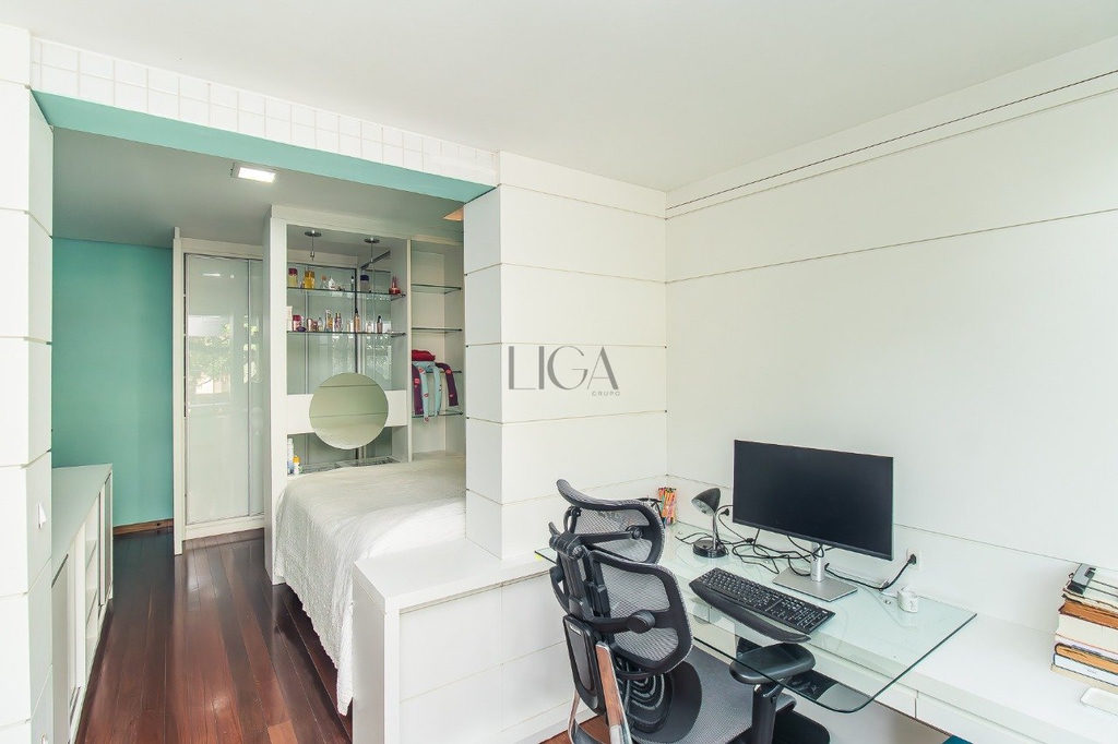 Apartamento para venda no bairro Petrópolis em Porto Alegre