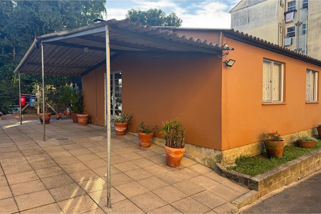 Casa para venda no bairro Mário Quintana em Porto Alegre