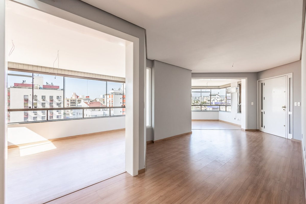 Cobertura Duplex para venda no bairro Jardim Lindóia em Porto Alegre