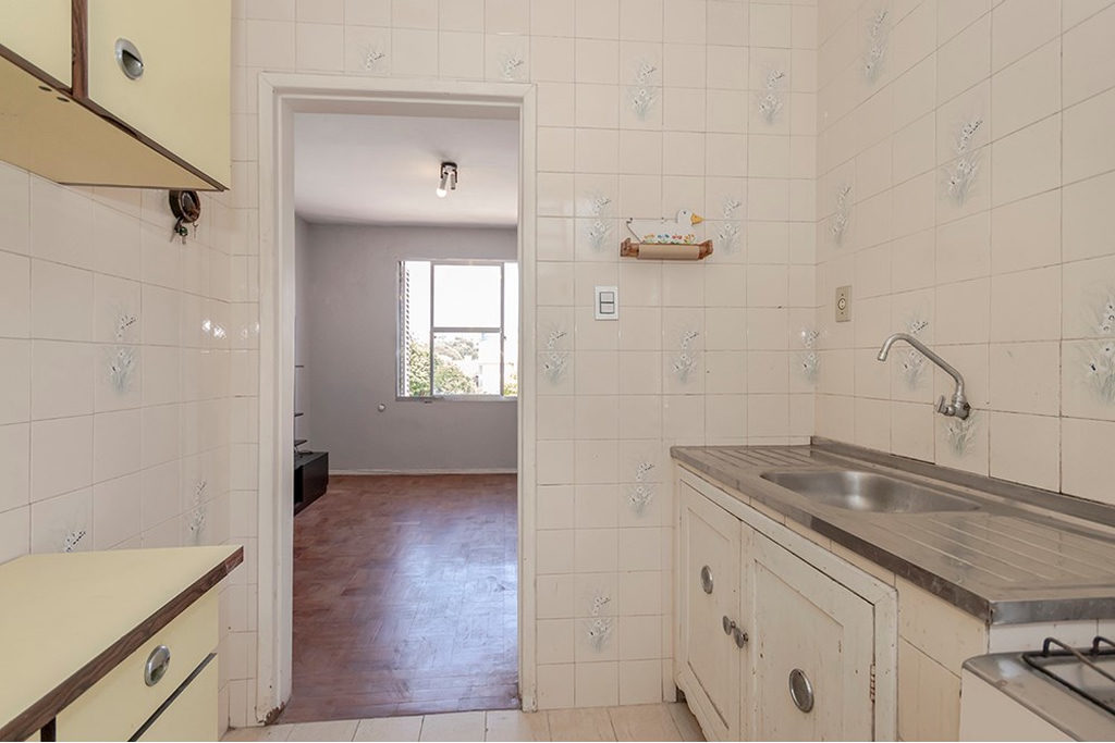 Apartamento para venda no bairro Medianeira em Porto Alegre
