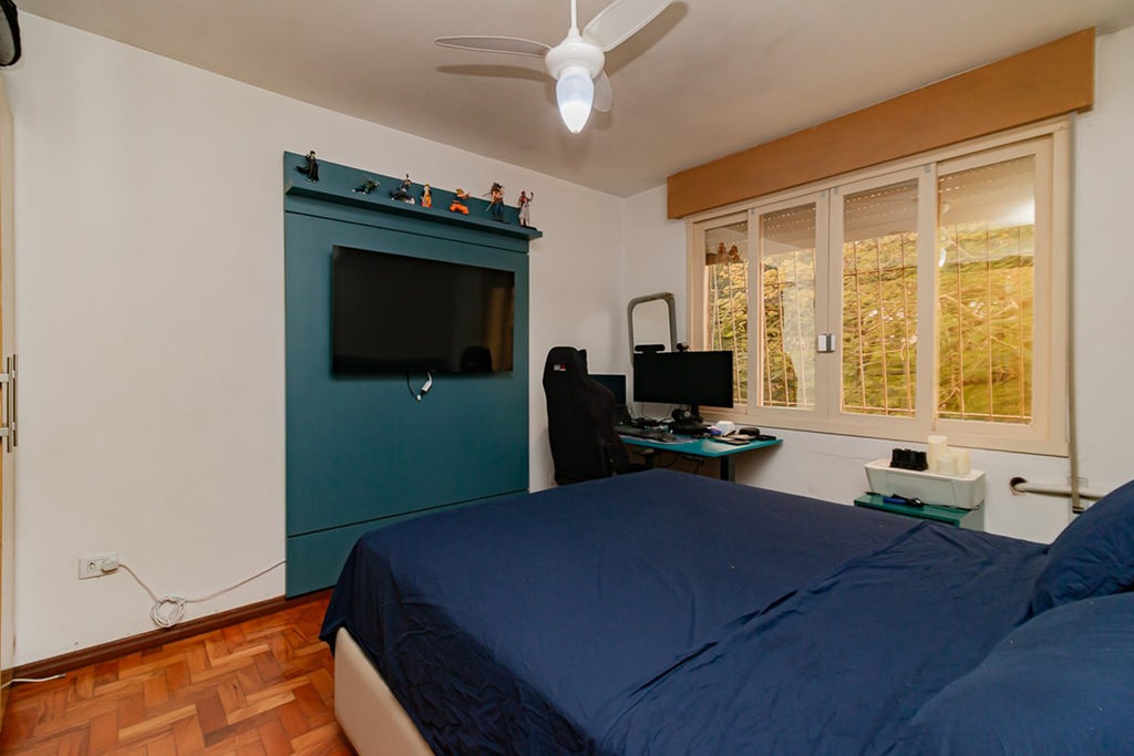 Apartamento para venda no bairro Passo da Areia em Porto Alegre