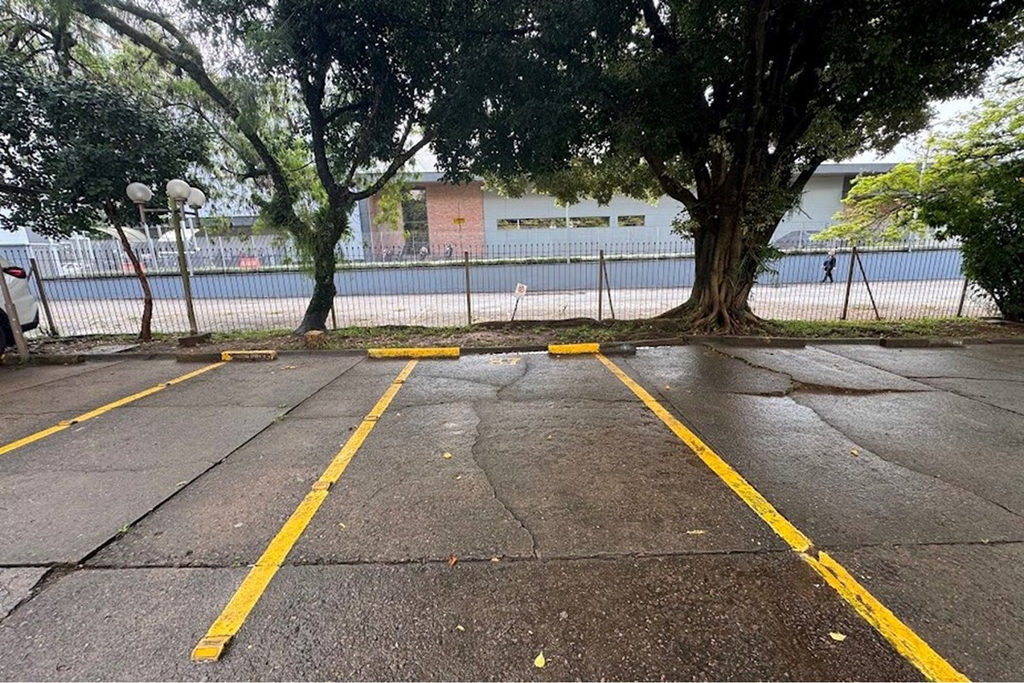 Apartamento para venda no bairro Jardim Lindóia em Porto Alegre