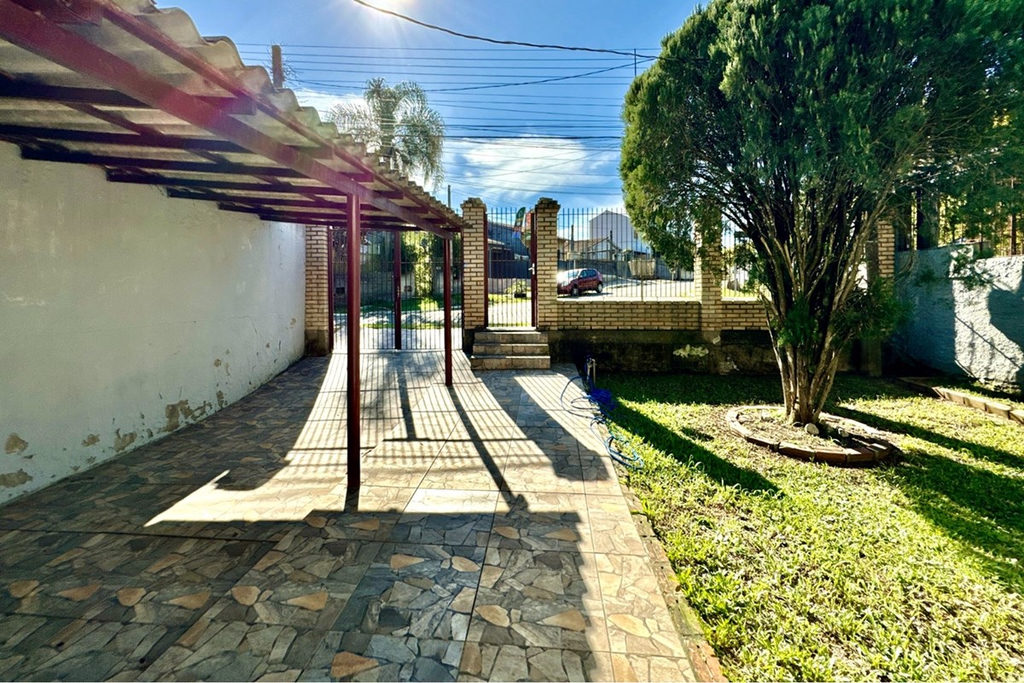 Casa para venda no bairro Nossa Senhora das Graças em Canoas