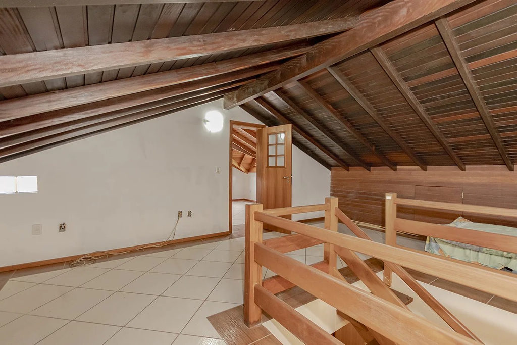 Casa em Condomínio para venda no bairro Cavalhada em Porto Alegre