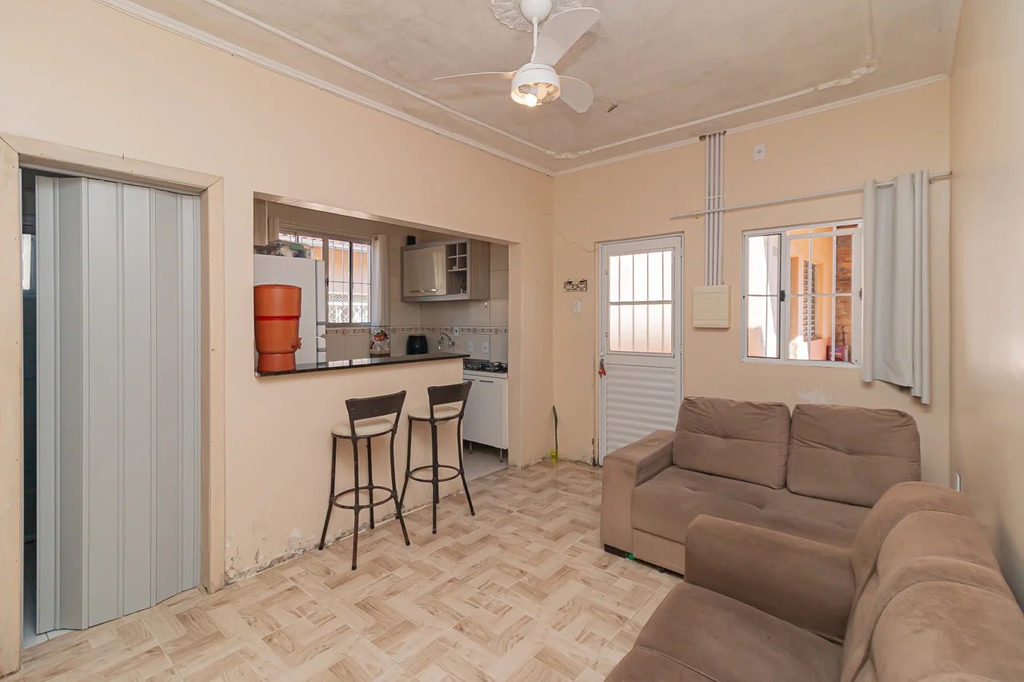 Casa para venda no bairro Jardim Itu Sabará em Porto Alegre