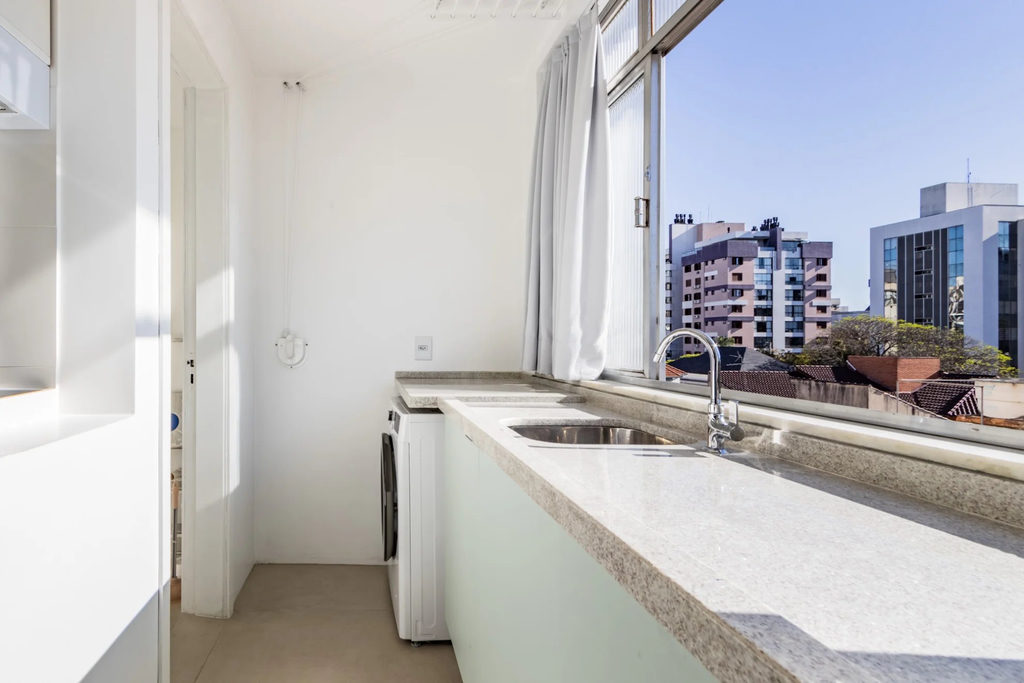 Apartamento para venda no bairro Menino Deus em Porto Alegre