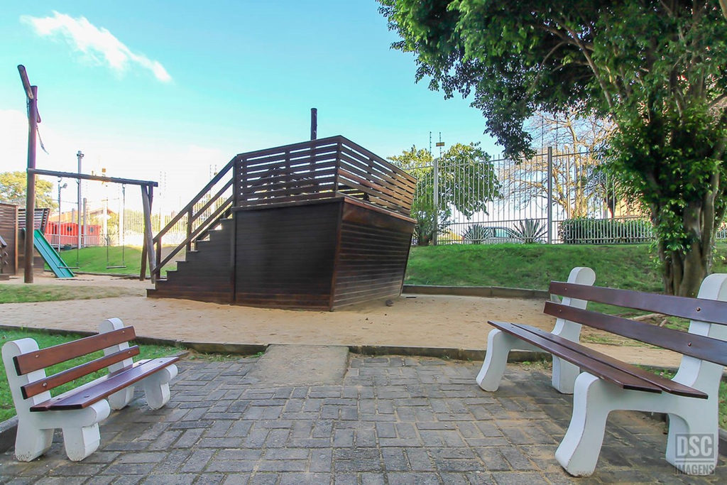 Apartamento para venda no bairro Vila Ipiranga em Porto Alegre