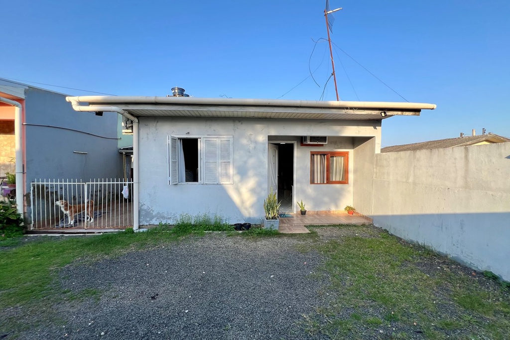 Casa para venda no bairro Estância Velha em Canoas