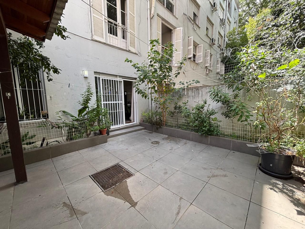 Apartamento para venda no bairro Rio Branco em Porto Alegre