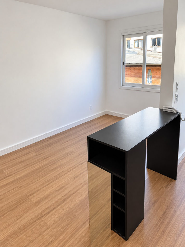 Apartamento para venda no bairro Vila Ipiranga em Porto Alegre
