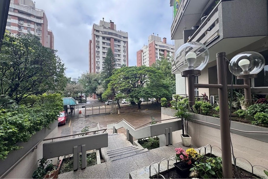 Apartamento para venda no bairro Jardim Lindóia em Porto Alegre