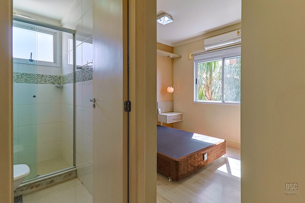 Apartamento para venda no bairro Vila Ipiranga em Porto Alegre