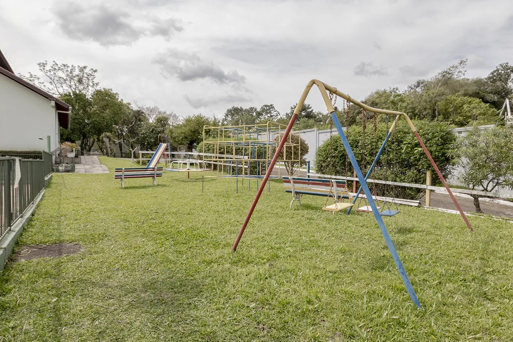 Casa em Condomínio para venda no bairro Cavalhada em Porto Alegre