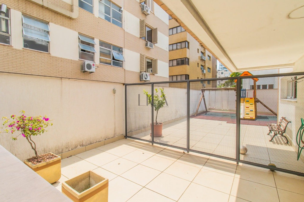 Apartamento para venda no bairro Rio Branco em Porto Alegre