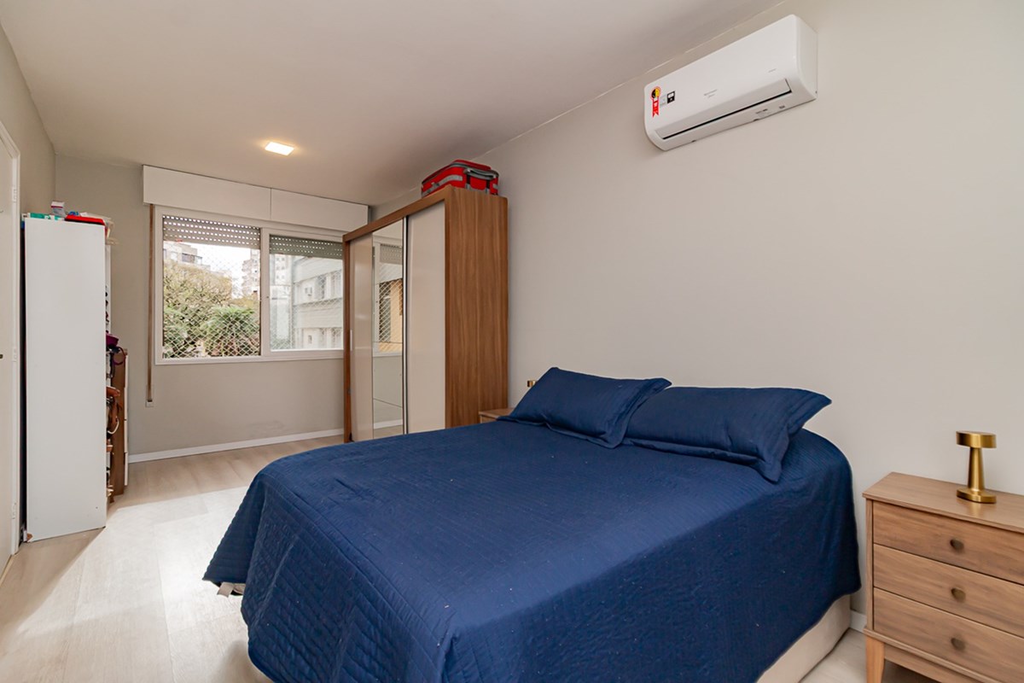Apartamento para venda no bairro Centro Histórico em Porto Alegre