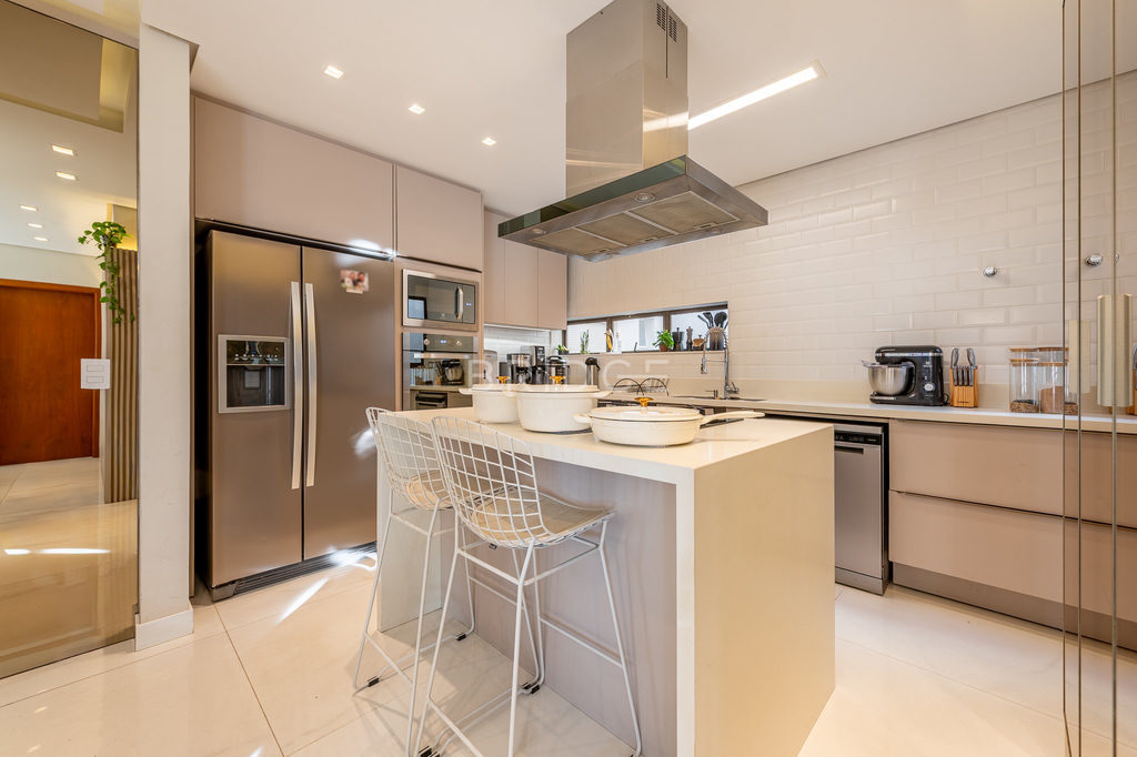 Cobertura Duplex para venda no bairro Mont Serrat em Porto Alegre