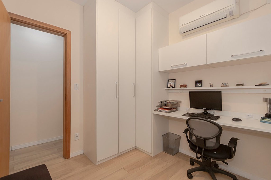 Apartamento para venda no bairro Chácara das Pedras em Porto Alegre