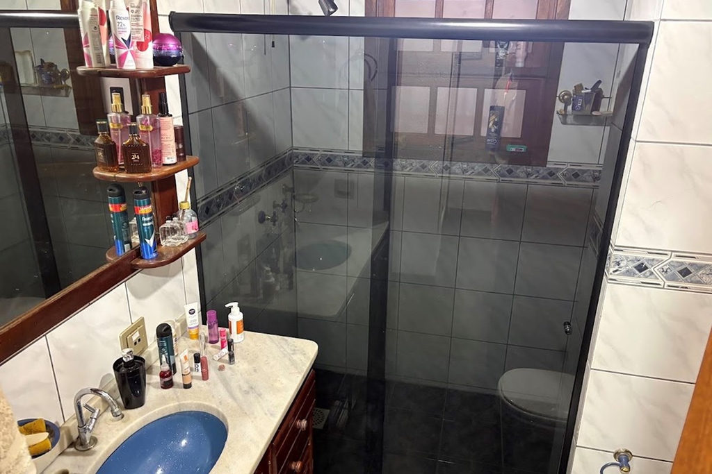 Casa para venda no bairro Santa Rosa de Lima em Porto Alegre