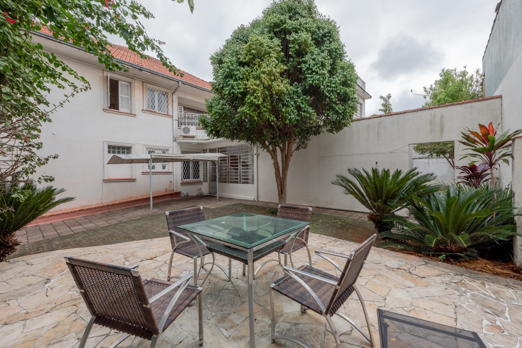 Casa para venda no bairro Moinhos de Vento em Porto Alegre