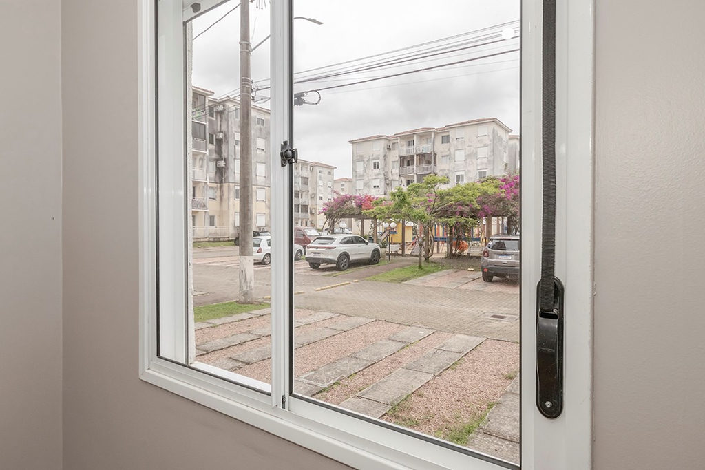 Apartamento para venda no bairro Humaitá em Porto Alegre