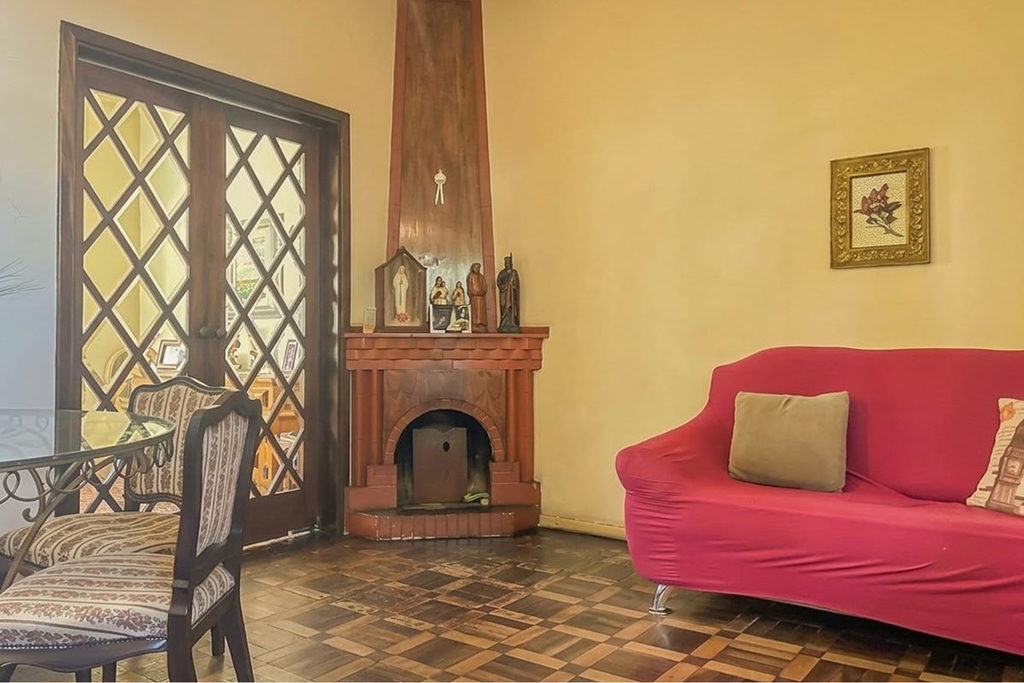 Casa para venda no bairro Menino Deus em Porto Alegre
