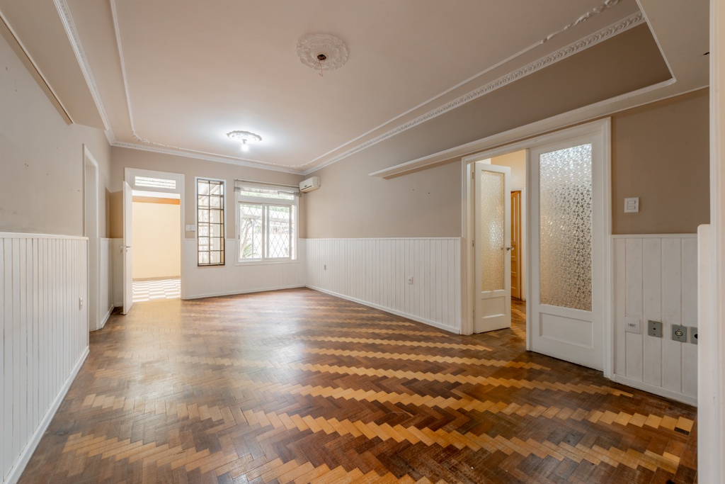 Casa para venda no bairro Moinhos de Vento em Porto Alegre