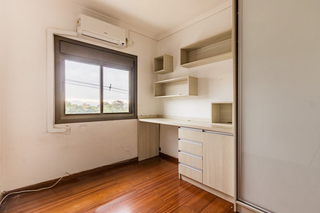 Apartamento para venda no bairro Nonoai em Porto Alegre