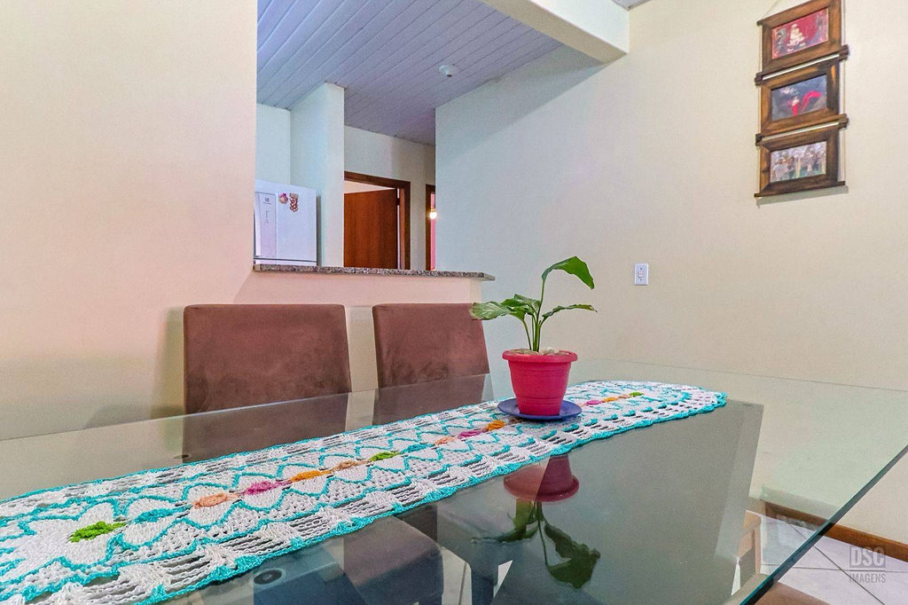Casa para venda no bairro Hípica em Porto Alegre