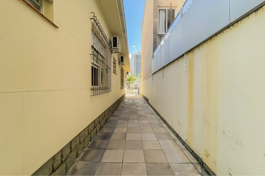 Casa para venda no bairro Menino Deus em Porto Alegre