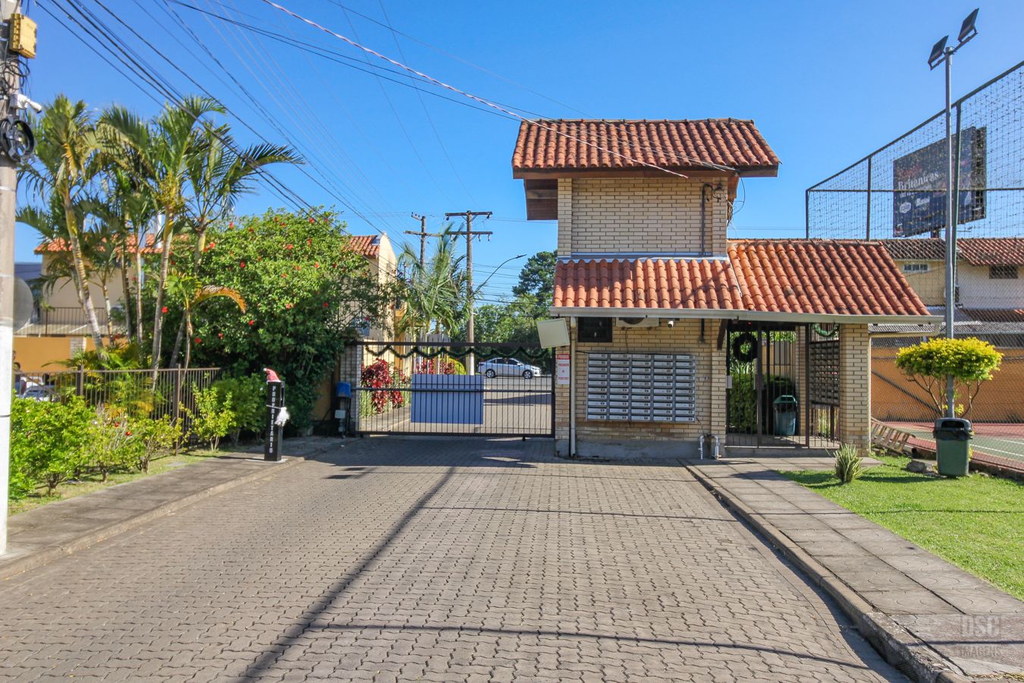 Casa para venda no bairro Hípica em Porto Alegre