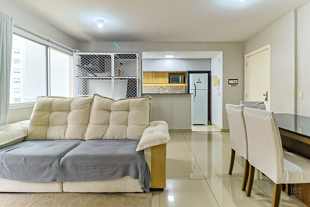 Apartamento para venda no bairro Vila Ipiranga em Porto Alegre