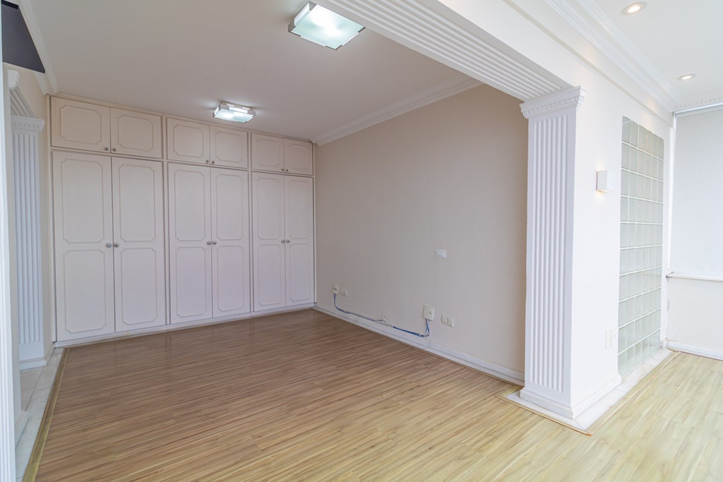  - Cobertura à venda em São Paulo, Chácara Flora, com 3 quartos, 323m²